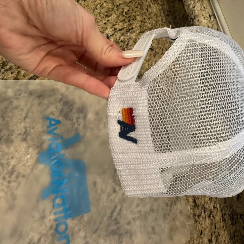 NWT Aviator Nation “Pray For Snow” Trucker Hat